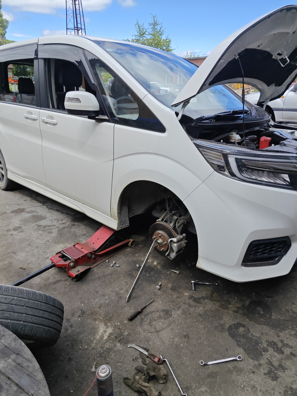 Фото в бортжурнале Honda Stepwgn (5G)