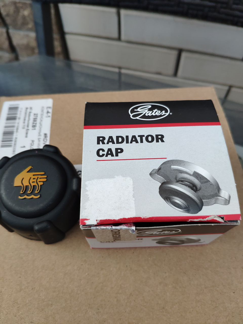 Новая крышка GATES RC223, поставил её! — Nissan Qashqai (1G). Запчасти на фото: RC223