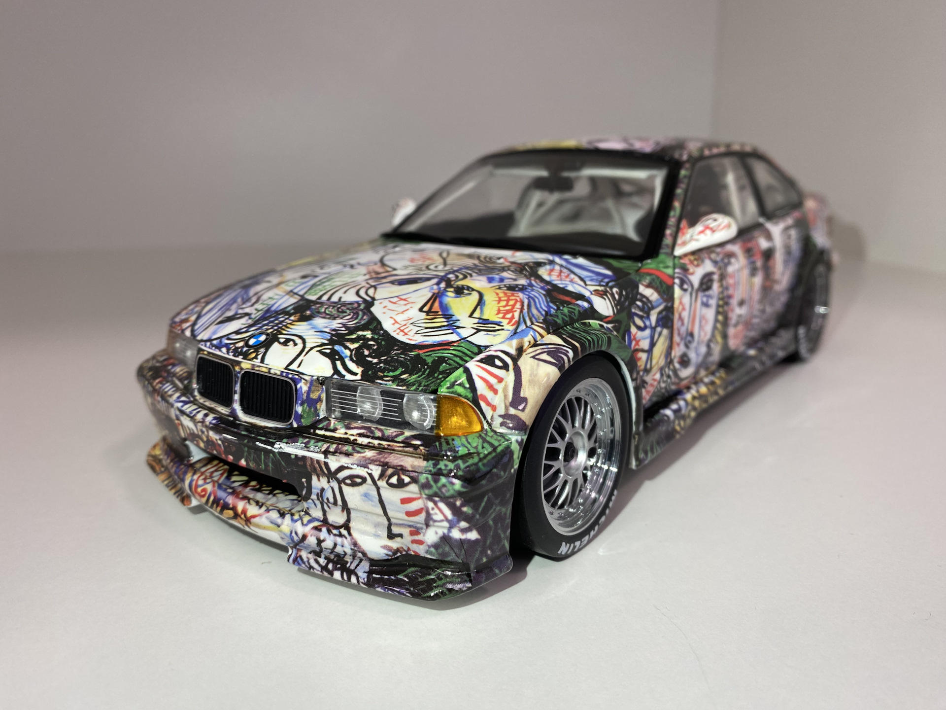 BMW ART CARS M3 GTR E36 Sandro Chia Масштаб 1/18 — Сообщество