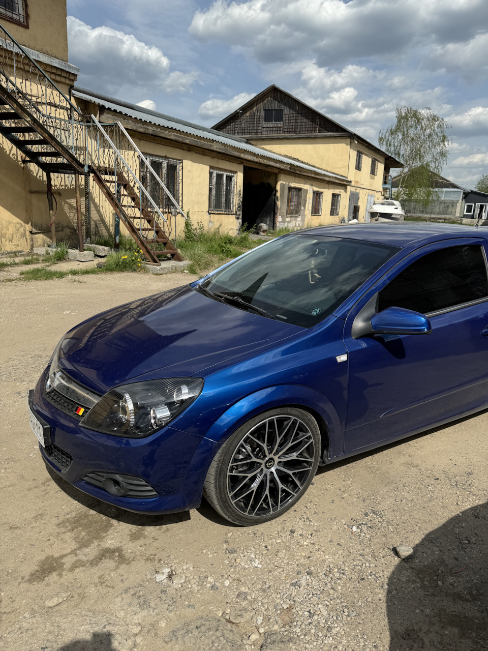 Фото в бортжурнале Opel Astra H GTC