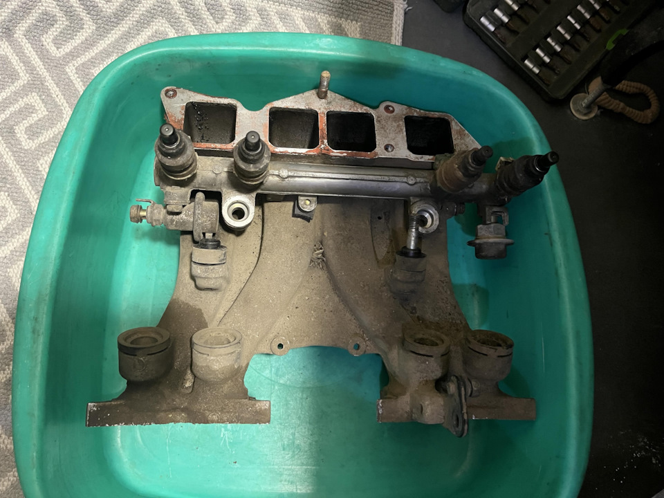 Фото в бортжурнале Toyota Hilux Surf (1G)