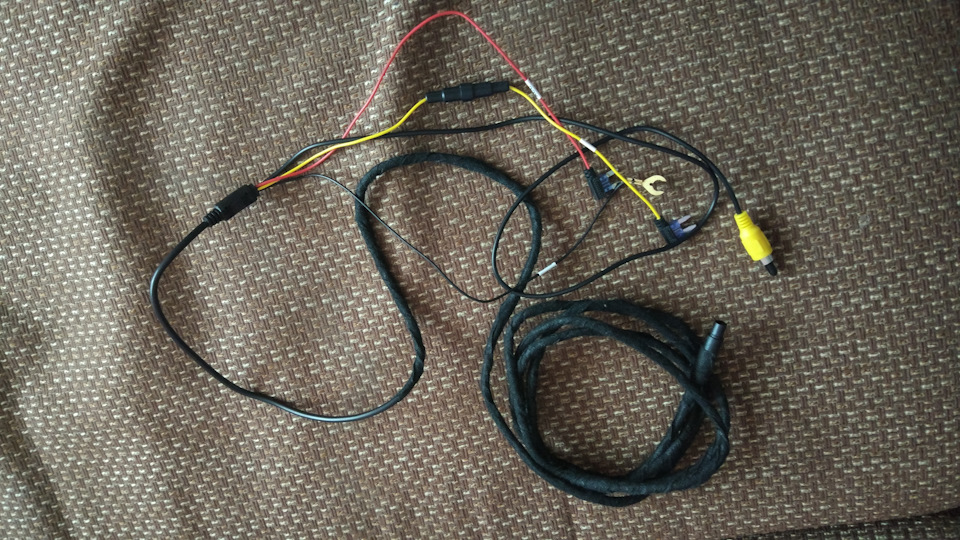Обмотал тканевой липкой лентой — Peugeot 3008 (2G)