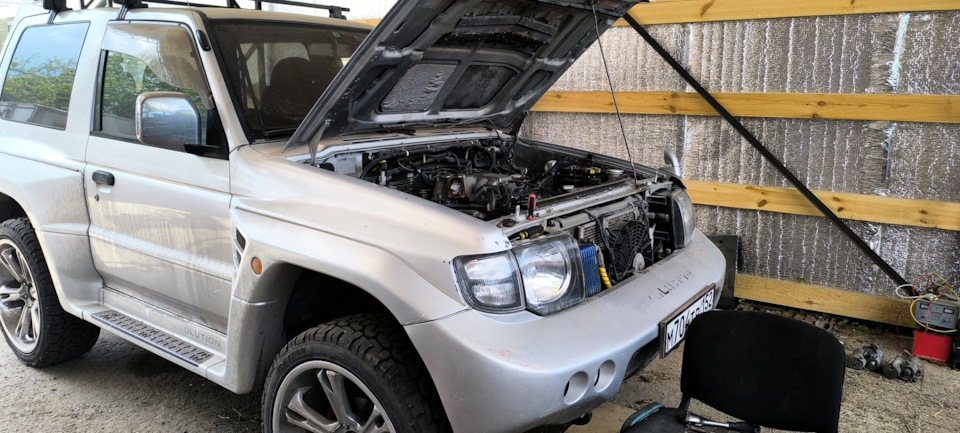 Pajero evolution 1uz — Mitsubishi Pajero Evolution