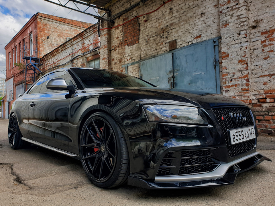 Фото в бортжурнале Audi A5 (1G). Запчасти на фото: 855540