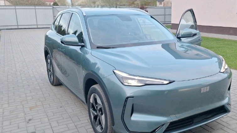 Geely EX5