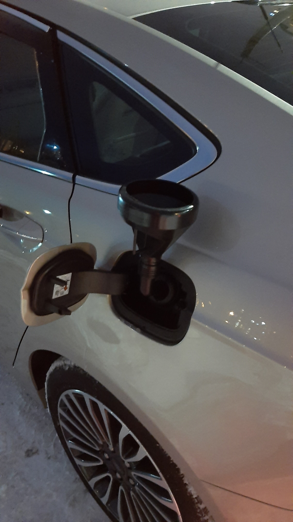 Фото в бортжурнале Ford Fusion (America) (2G)