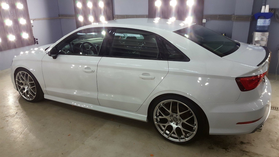 Фото в бортжурнале Audi A3 Sedan (8V)
