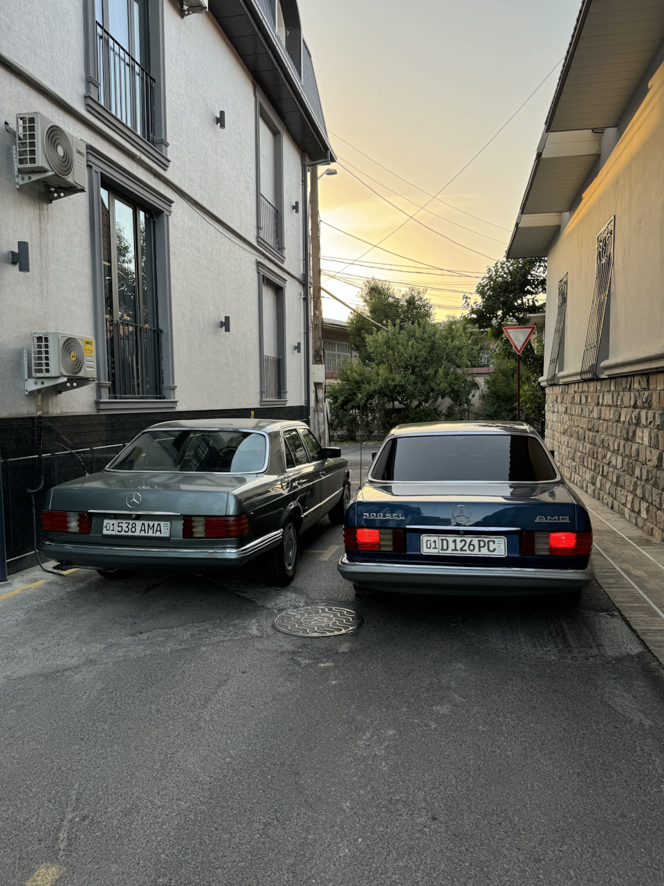 Photo from the logbook Mercedes-Benz S-Class (W126)