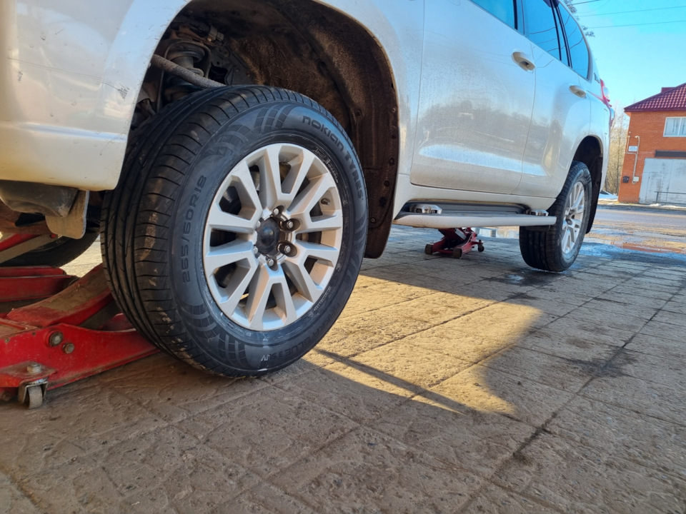 Фото в бортжурнале Toyota Land Cruiser Prado 150-series