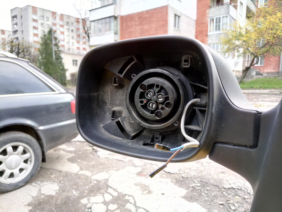 ліве дзеркало — Renault Kangoo (1G)