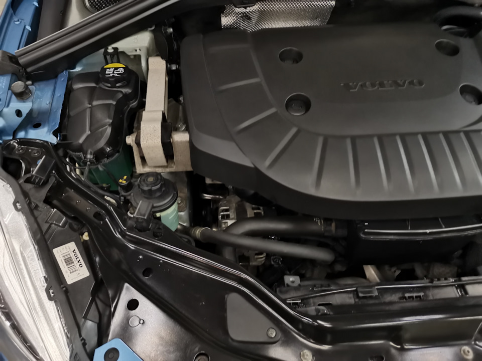 Фото в бортжурнале Volvo XC60 (1G)