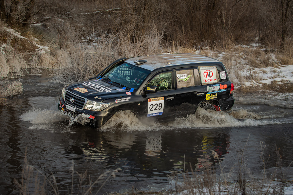 Фото в бортжурнале Toyota Land Cruiser 200