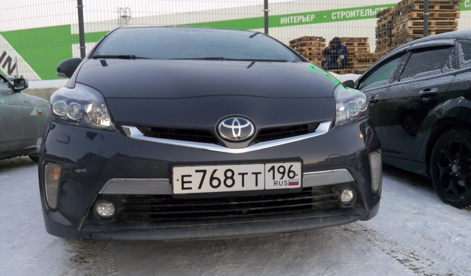 Фото в бортжурнале Toyota Prius Plug-in Hybrid (1G)