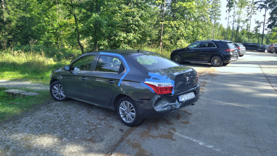 если верить номерам то он с Познани такой приехал — Alfa Romeo 156 Sportwagon