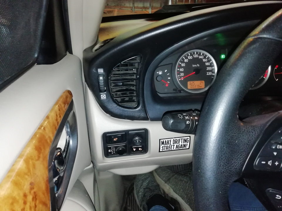 Фото в бортжурнале Nissan Almera II (N16)