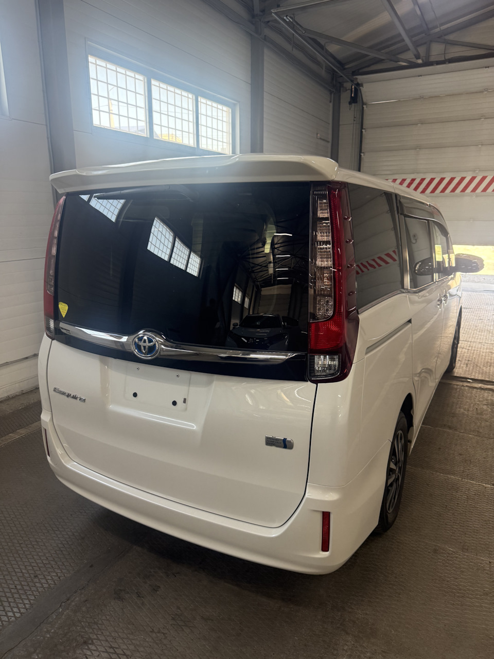 Photo from the logbook Toyota Esquire