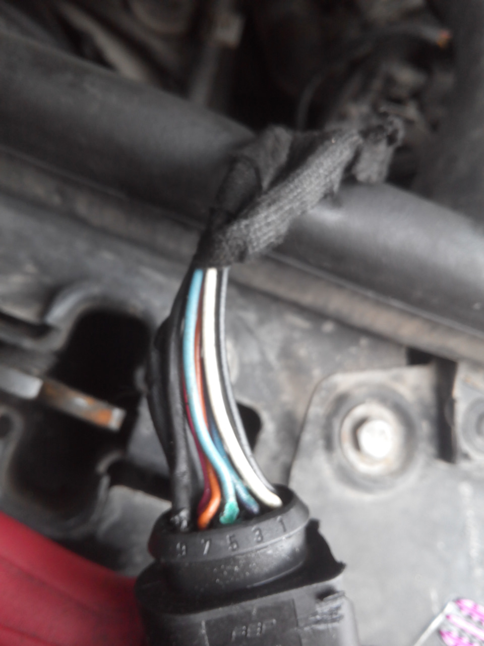 5 контакт возле самой колодки. — Mercedes-Benz M-Class (W164)