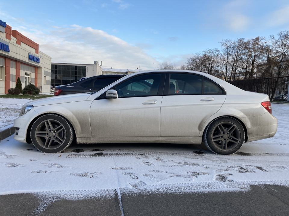 общий вид — Mercedes-Benz C-Class (W204)