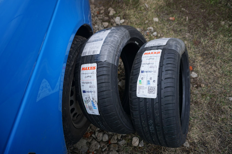 Парочка новых Maxxis Premitra HP5 размерностью 195/50 R15 82V. Оценим и распишем! — Lada Priora hatchback. Found on photo: Maxxis Premitra HP5