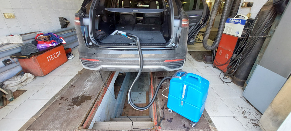 Фото в бортжурнале Geely Monjaro