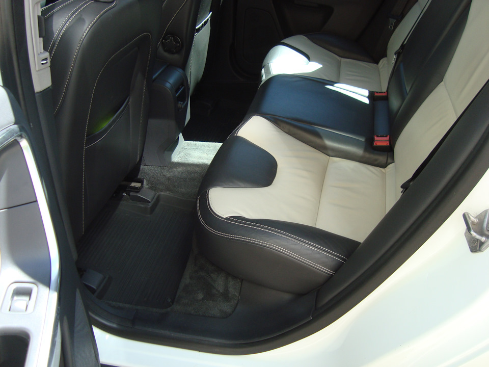 Фото в бортжурнале Volvo XC60 (1G)