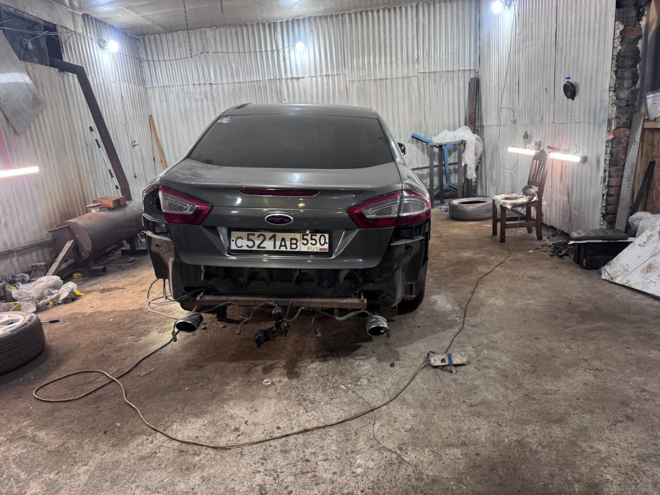 Photo from the logbook Ford Mondeo IV