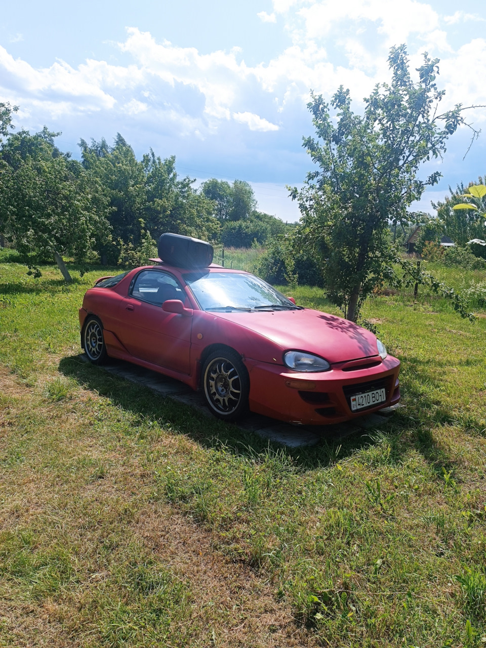 Фото в бортжурнале Mazda MX-3. Запчасти на фото: F4210