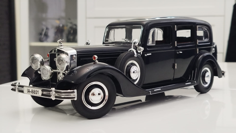 Horch 851 Pullman. Ricko 1:18 Часть 1. — Сообщество «Масштабные