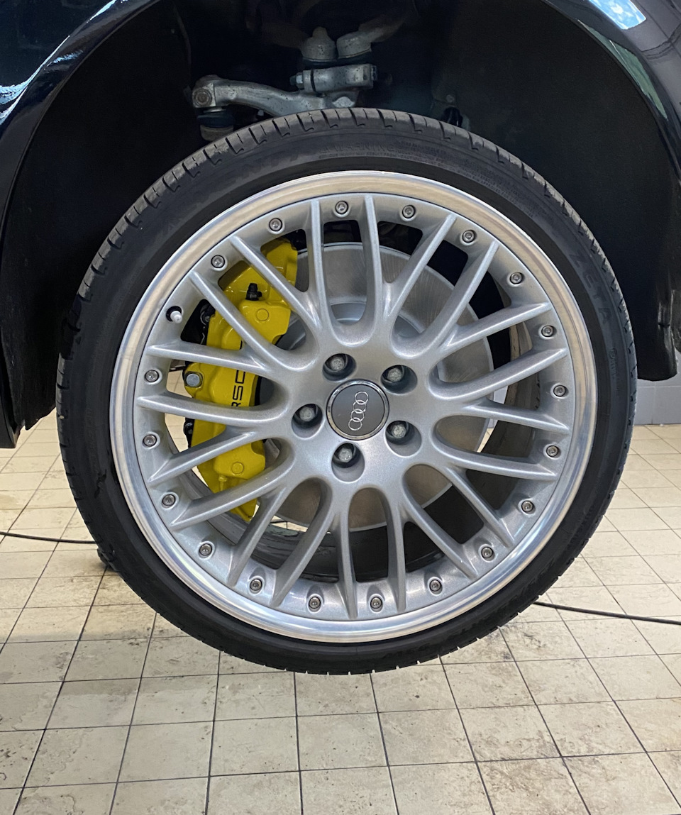 Фото в бортжурнале Audi A4 (B7)