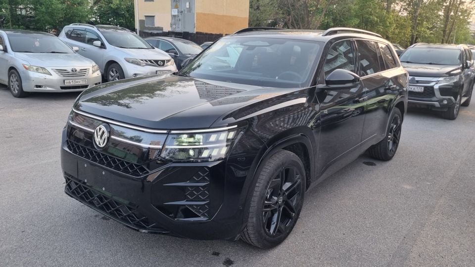 Volkswagen Teramont Pro 2.0 272лс