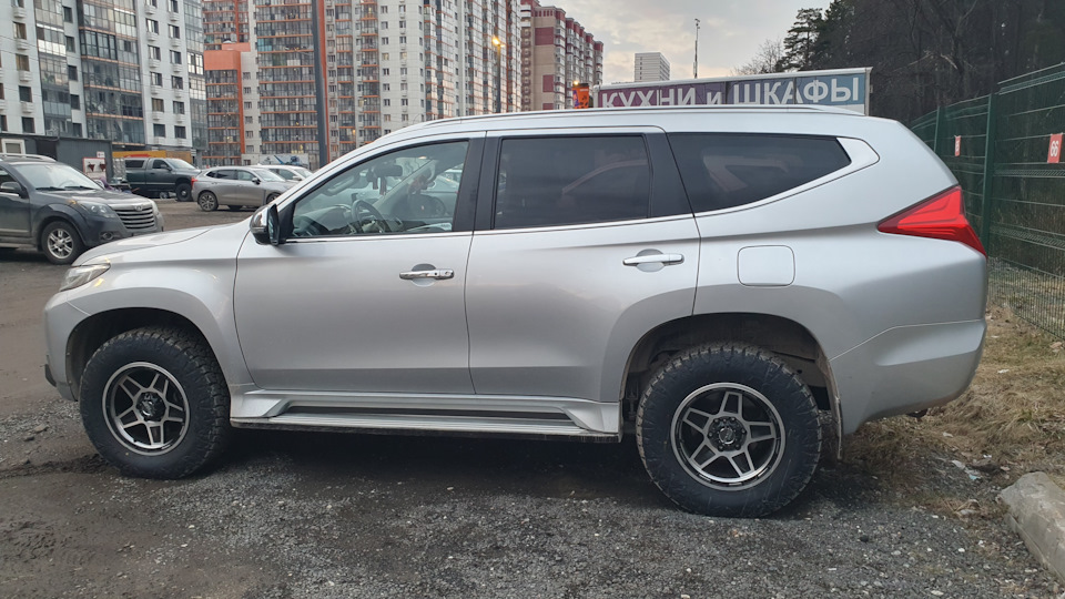 Фото в бортжурнале Mitsubishi Pajero Sport (3G)