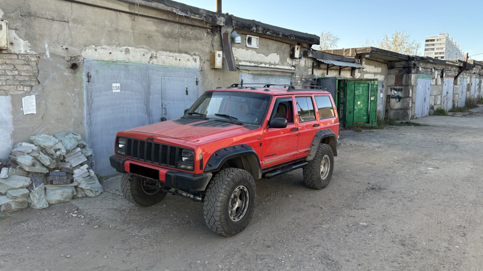 Фото в бортжурнале Jeep Cherokee (XJ)