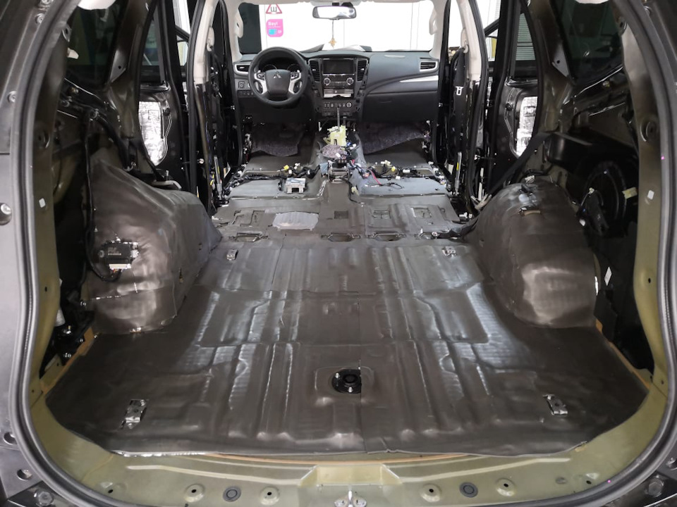 Фото в бортжурнале Mitsubishi Pajero Sport (3G)