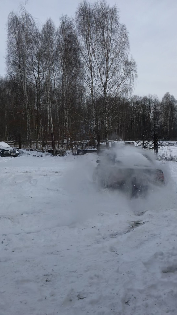 Фото в бортжурнале Audi S6 (C4)
