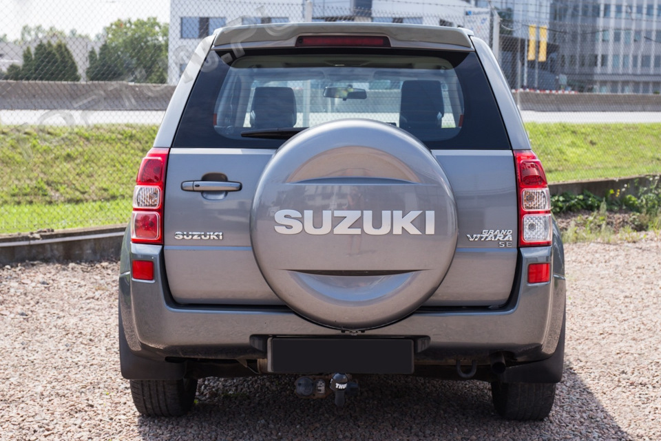 Неоригинальный. Фото стырено на просторах всезнающего — Suzuki Grand Vitara (2G)