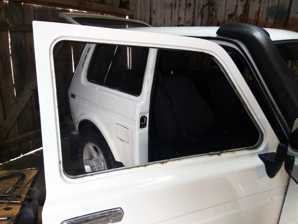 Фото в бортжурнале Lada 4x4 3D