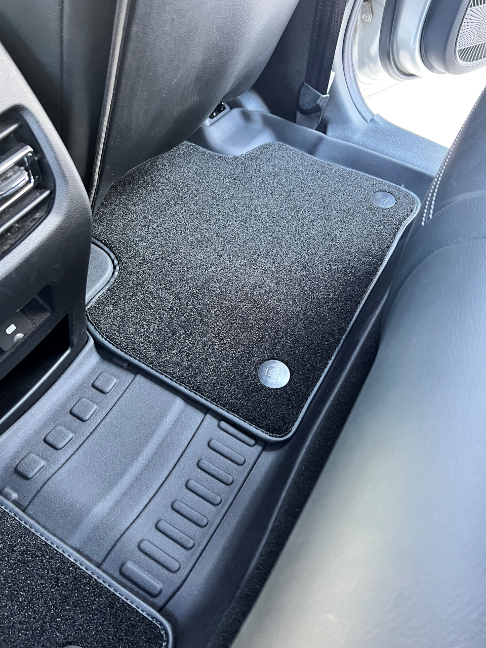 Фото в бортжурнале Haval M6 (2G)