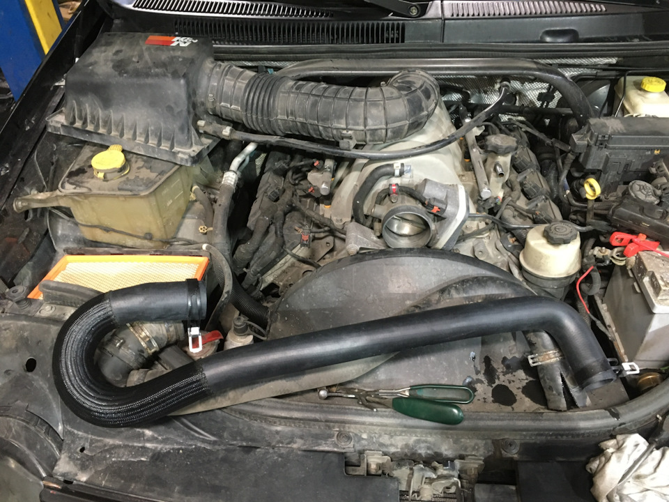 Фото в бортжурнале Jeep Grand Cherokee SRT-8 (WK)