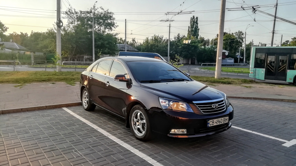 Geely Emgrand EC7 FE-1 Emka