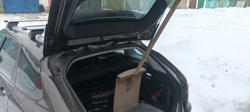 Фото в бортжурнале Lada Vesta SW (1G)