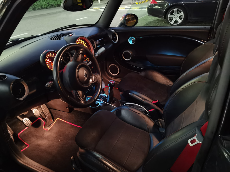 Вот он, Рыб моей мечты) — MINI John Cooper Works GP (R56)