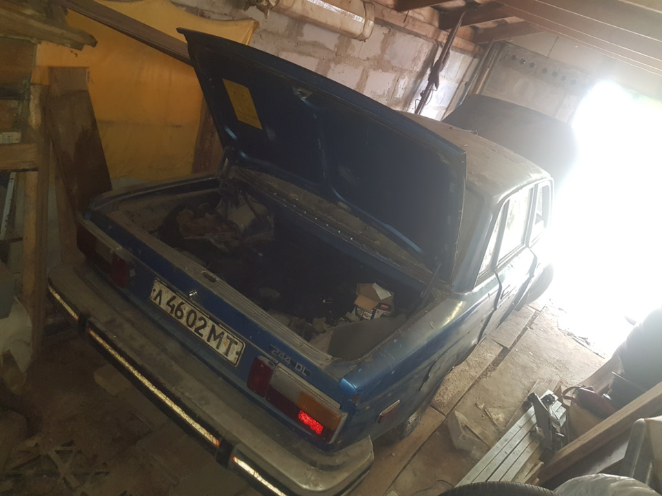 Фото в бортжурнале Volvo 245