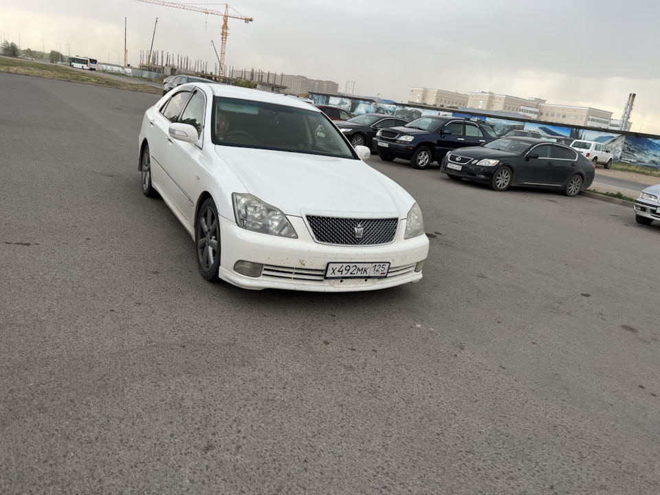 Фото в бортжурнале Toyota Hilux (8G)