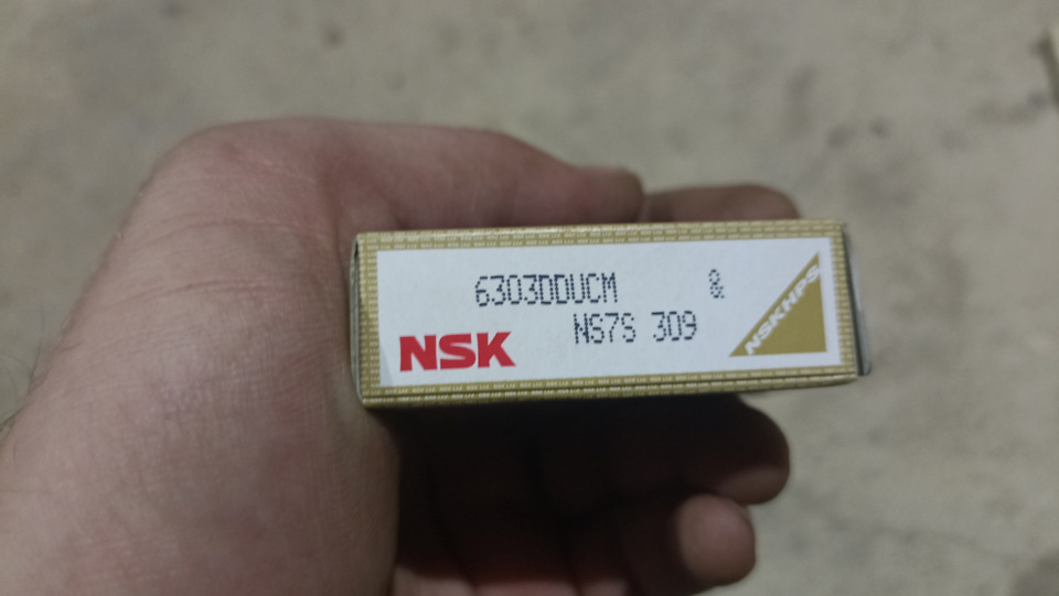 Один подшипник, 303. — Toyota Camry (XV40)