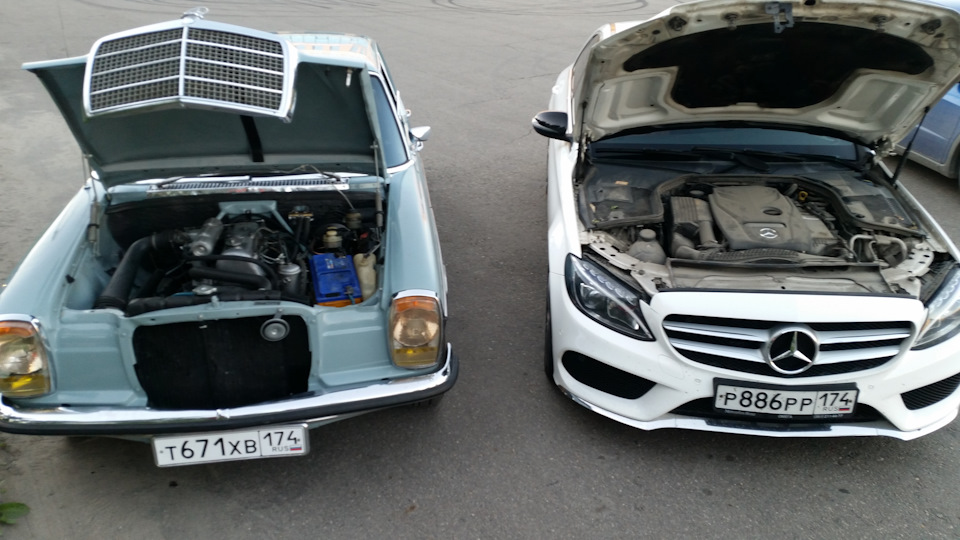 Photo from the logbook Mercedes-Benz W115