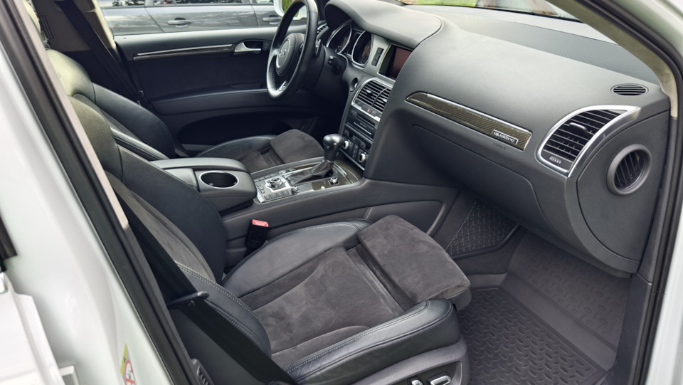 Фото в бортжурнале Audi Q7 (1G)