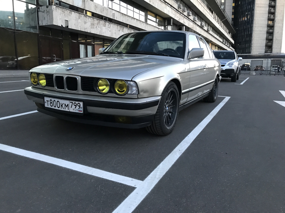 Photo from the logbook BMW 5 series (E34)