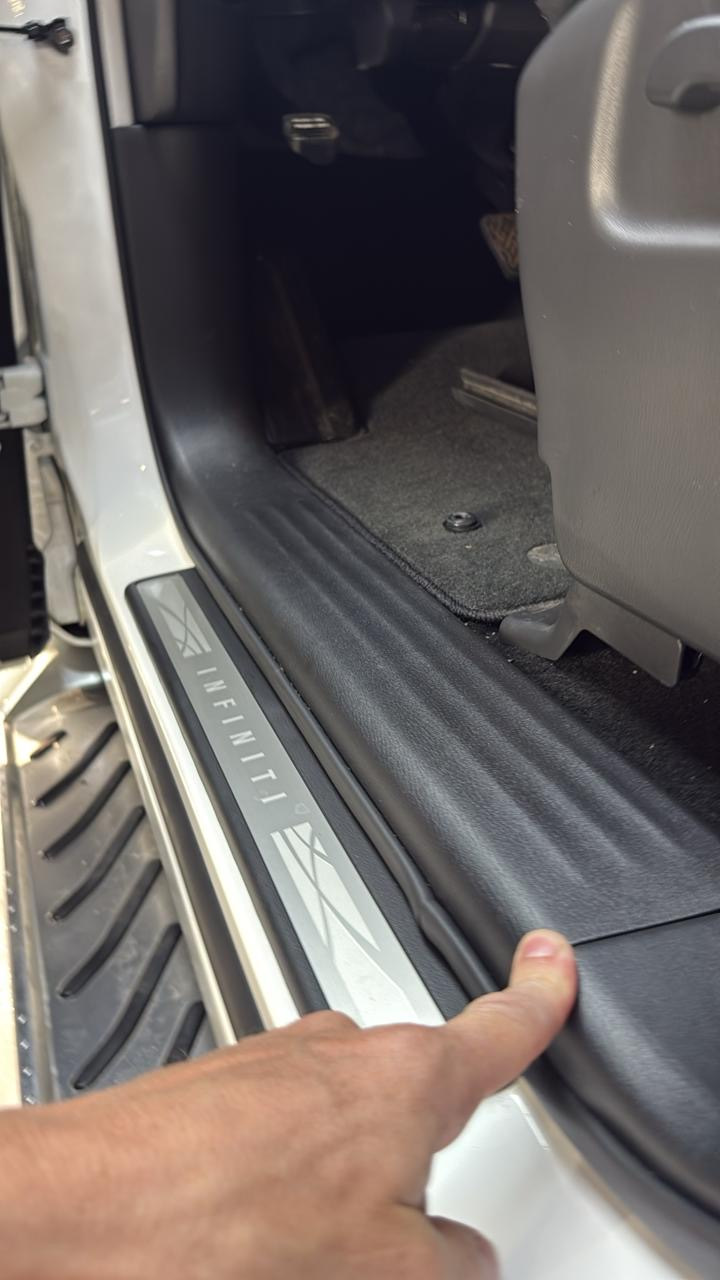 Фото в бортжурнале Infiniti QX80 (1G)