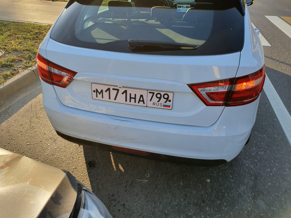 Фото в бортжурнале Lada Vesta SW (1G)