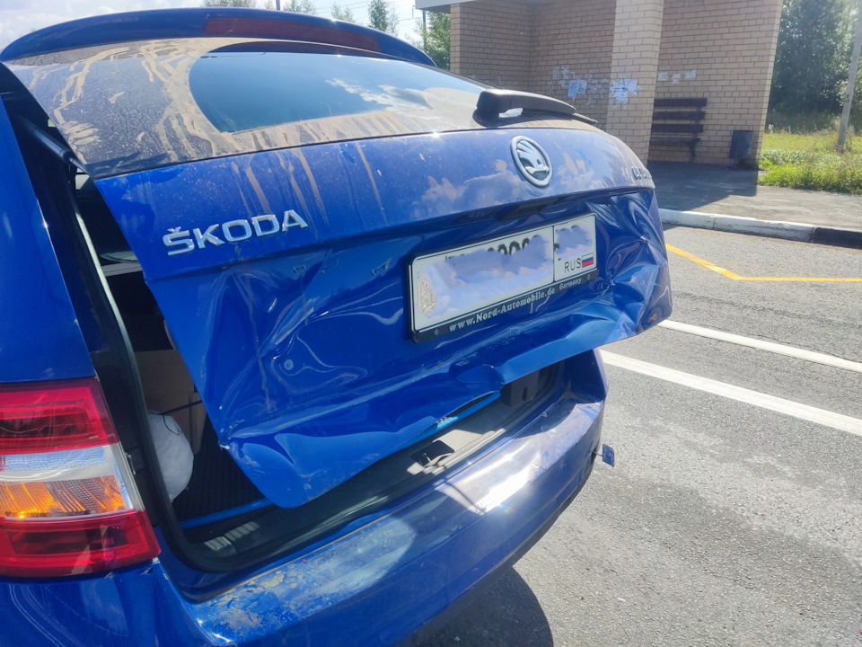Фото в бортжурнале Skoda Octavia Combi A7 Mk3